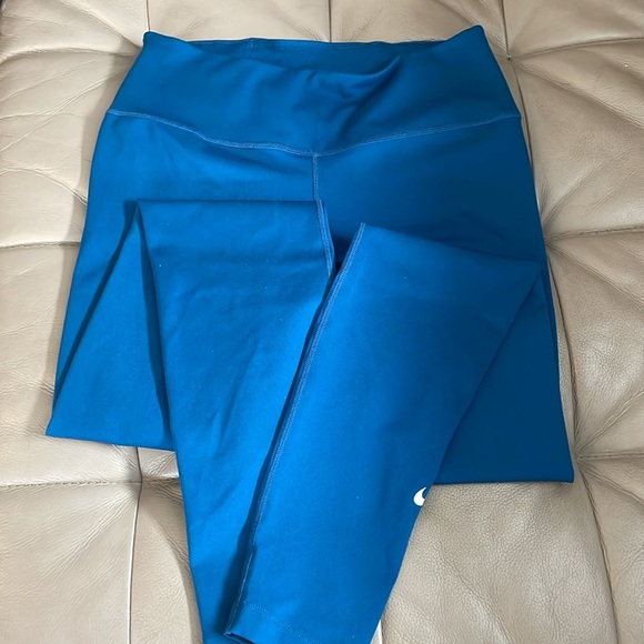 Nike Dri-Fit Leggings Small - Picture 2 of 4